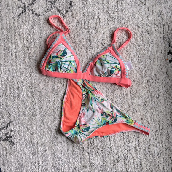 Xhilaration Other - Neon floral print Bikini